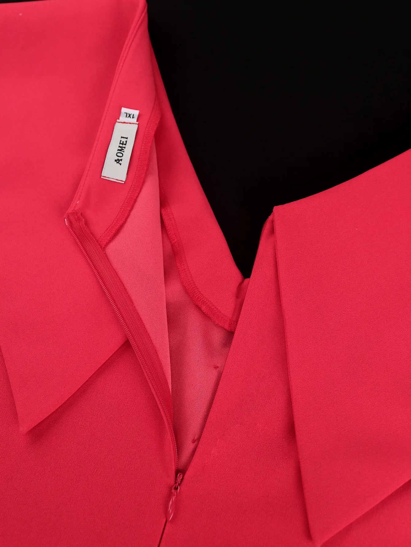 Spring 2025 Light Luxury Elegant Wind V-Neck Sleeveless Pleated Skirt High-Waist Dress for Formal Occasions Large Size Available